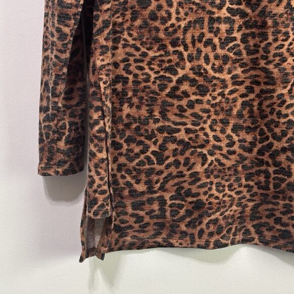 Chicos Tunic Top 0 Small Animal Leopard Brown Long Sleeve Shirt Trendy Work - Picture 4 of 9